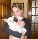 Instagram Model Ariann Music