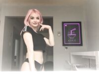 Lauren and Julia Burch