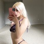 Lauren and Julia Burch