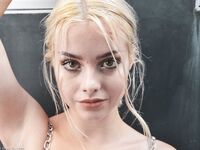 Lauren and Julia Burch