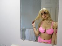 Lauren and Julia Burch