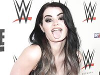 WWE - Paige