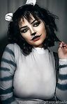 Tessa Fowler Cat Costume