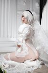 Alina Becker as 2B cosplay