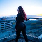 BI$HOUJOMOM COLLECTION