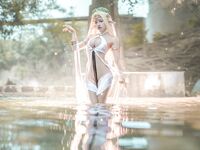 Asmile一笑 - Celestine