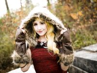 Luxlo Cosplay - Astrid