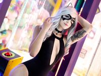 Luxlo Cosplay - Black Cat Leo Game Hall