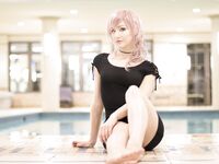 Luxlo Cosplay - Casual Lightning