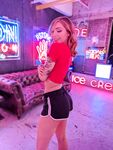 Luxlo Cosplay - Casual Neon