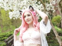 Luxlo Cosplay, Cherry Blossom Kitty
