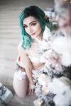 Luxlo Cosplay - Christmas Elf