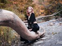 Luxlo Cosplay - Dark Fall Fashion