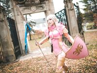 Luxlo Cosplay - Effie