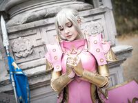 Luxlo Cosplay - Effie