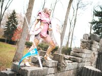 Luxlo Cosplay - Effie