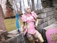 Luxlo Cosplay - Effie