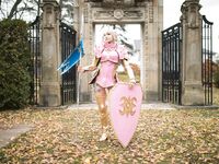 Luxlo Cosplay - Effie
