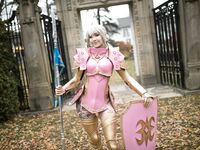 Luxlo Cosplay - Effie