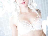 Luxlo Cosplay - Lamb Boudoir