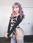 Luxlo Cosplay - Lilac Harness