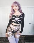 Luxlo Cosplay - Lilac Harness