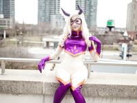 Luxlo Cosplay - Mount Lady