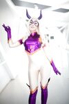 Luxlo Cosplay - Mount Lady