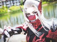 Luxlo Cosplay - Odogaron
