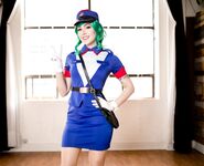Luxlo Cosplay - Officer Jenny
