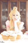 Luxlo Cosplay - Peach