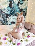 Luxlo Cosplay - Pink Easter Bunny