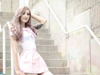 Luxlo Cosplay - Pink Magical Fuku