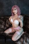 Luxlo Cosplay - Pink White Boudoir