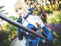 Luxlo Cosplay - Saber
