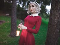 Luxlo Cosplay - Sabrina