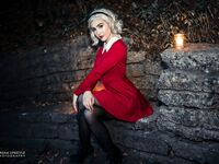 Luxlo Cosplay - Sabrina
