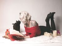 Luxlo Cosplay - Sabrina