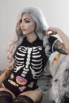 Luxlo Cosplay - Skele-Kitty