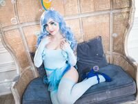 Luxlo Cosplay - Sobble