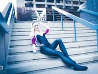 Luxlo Cosplay - Spider Gwen