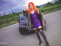 Luxlo Cosplay - Starfire