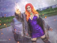 Luxlo Cosplay - Starfire