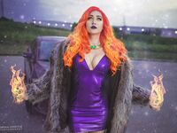 Luxlo Cosplay - Starfire