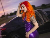 Luxlo Cosplay - Starfire