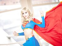 Luxlo Cosplay - Supergirl
