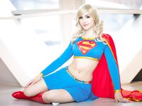 Luxlo Cosplay - Supergirl