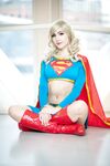 Luxlo Cosplay - Supergirl