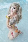 Luxlo Cosplay - Swim Ann
