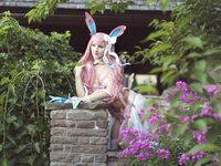 Luxlo Cosplay - Sylveon